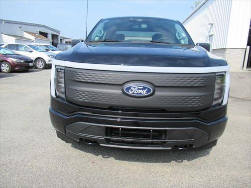 2025 Ford F-150 Lightning XLT
