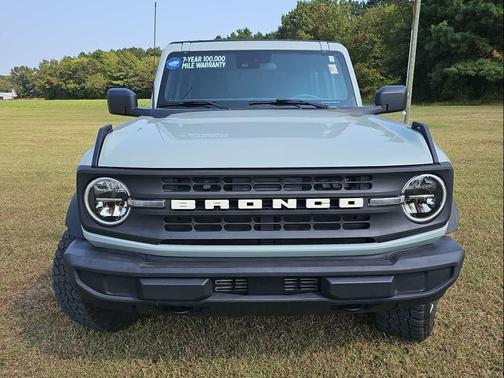 2022 Ford Bronco Base