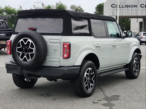 2021 Ford Bronco Outer Banks