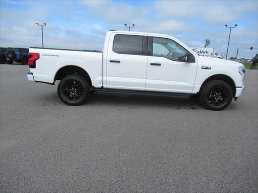 2025 Ford F-150 Lightning XLT