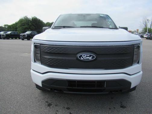 2025 Ford F-150 Lightning XLT