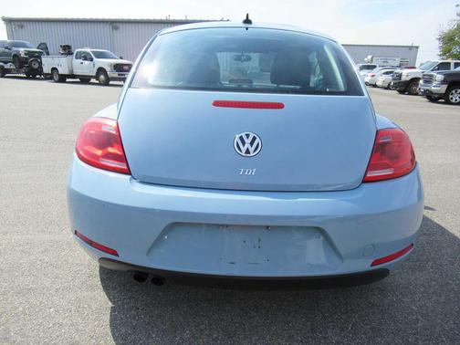 2013 Volkswagen Beetle 2.0L TDI