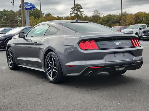 2021 Ford Mustang EcoBoost