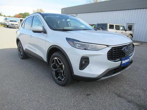 2026 Ford Escape Platinum