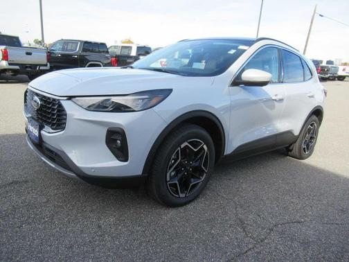 2026 Ford Escape Platinum
