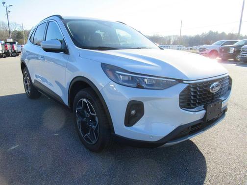 2026 Ford Escape Platinum