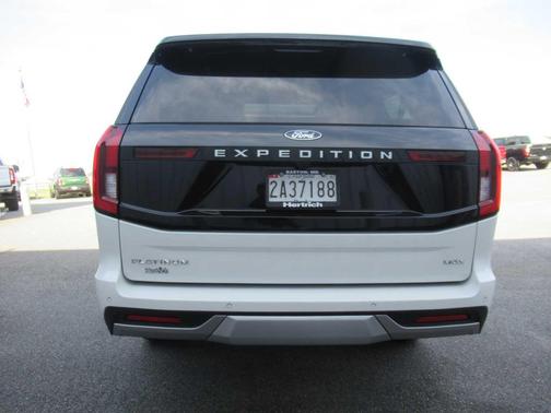 STAR WHITE MET TRI-COAT 2026 Ford Expedition Max Platinum