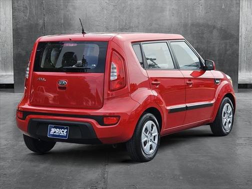 2013 Kia Soul Base