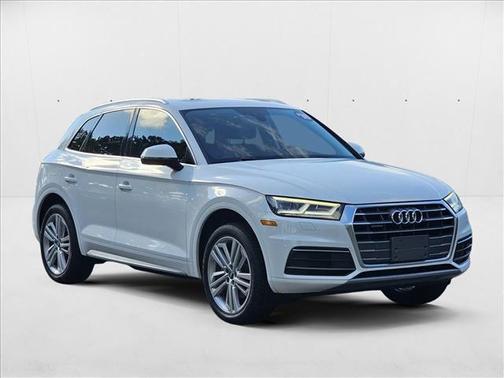 2018 Audi Q5 2.0T Premium Plus