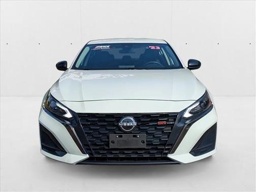 2023 Nissan Altima SR FWD