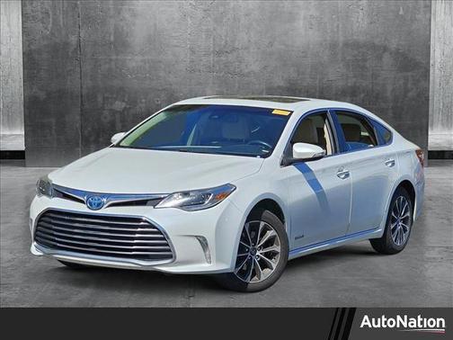 2017 Toyota Avalon Hybrid XLE Plus