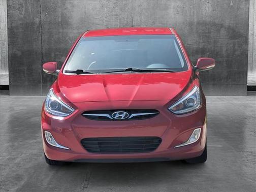 2014 Hyundai Accent SE
