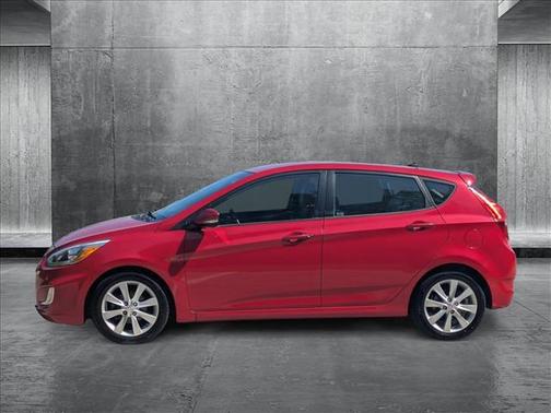 2014 Hyundai Accent SE
