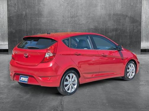 2014 Hyundai Accent SE