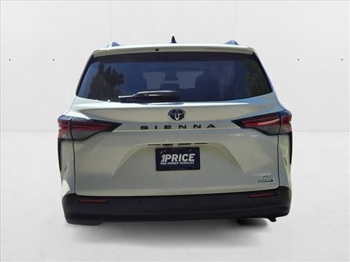 2021 Toyota Sienna XLE 7 Passenger