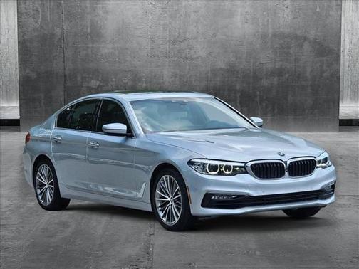 2018 BMW 540 540i