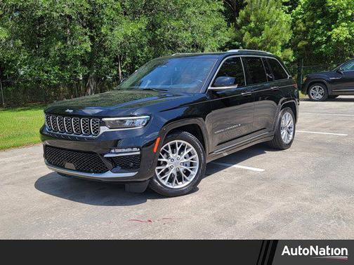 2023 Jeep Grand Cherokee Summit