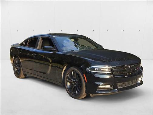 2017 Dodge Charger SXT