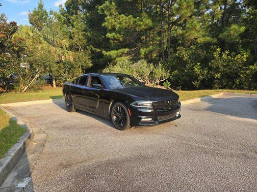 2017 Dodge Charger SXT