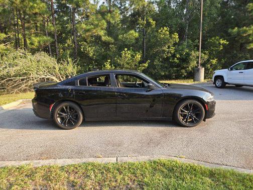 2017 Dodge Charger SXT