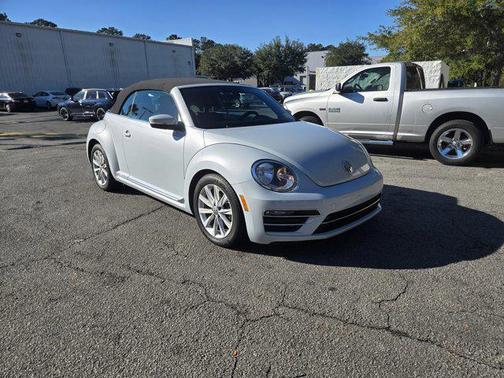 2018 Volkswagen Beetle 2.0T S