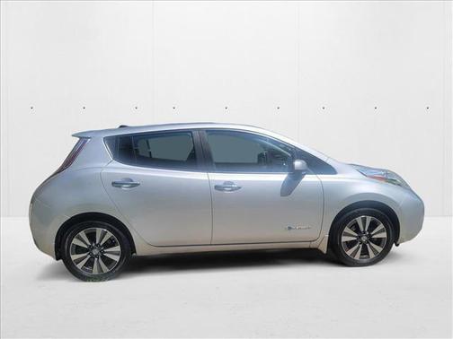 2015 Nissan Leaf SV