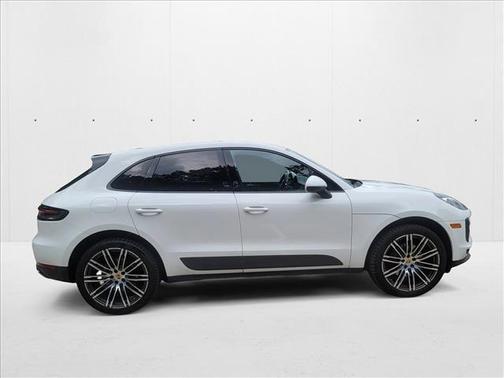 2021 Porsche Macan AWD