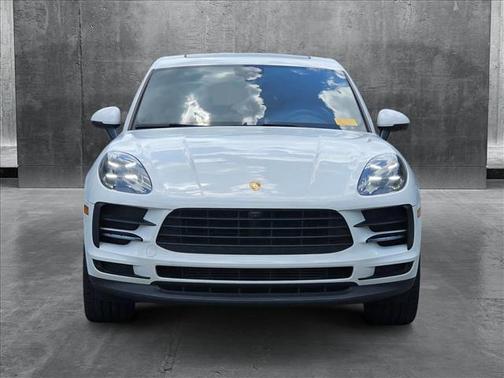 2021 Porsche Macan AWD