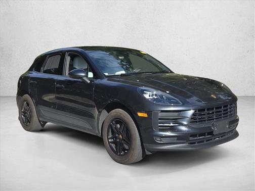 2021 Porsche Macan AWD