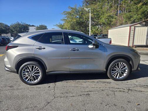 2023 Lexus NX 350h Luxury