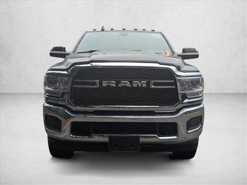 2022 RAM 2500 Tradesman Crew Cab 4x4 6'4' Box