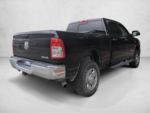 2022 RAM 2500 Tradesman Crew Cab 4x4 6'4' Box