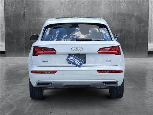2018 Audi Q5 2.0T Premium Plus