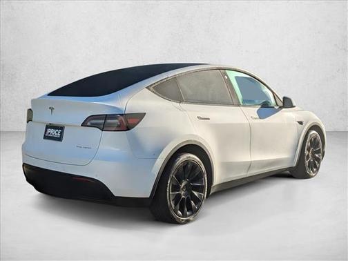 2022 Tesla Model Y Long Range Dual Motor All-Wheel Drive