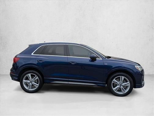 2022 Audi Q3 45 S line Premium Plus