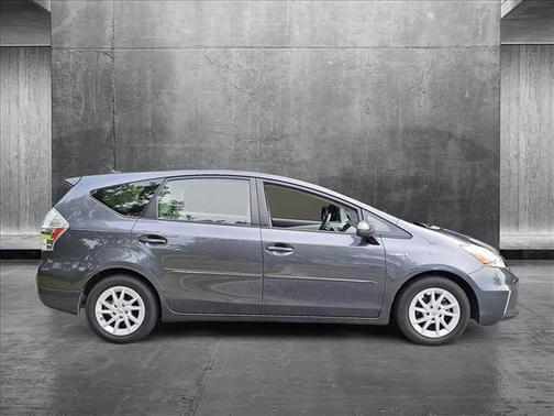 2014 Toyota Prius v Three