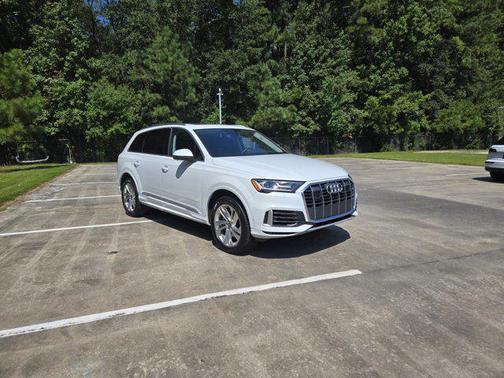 2023 Audi Q7 55 Premium Plus