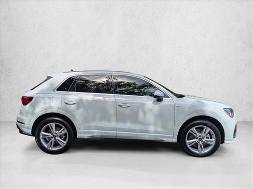 2024 Audi Q3 45 S line Premium Plus