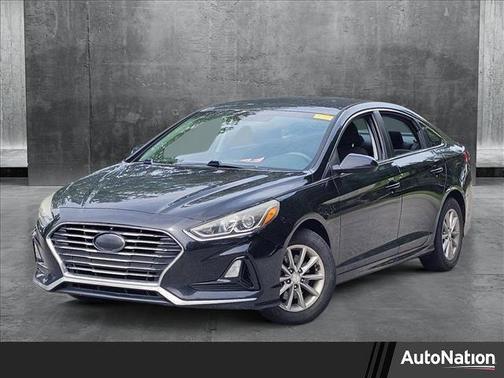 2018 Hyundai SONATA SE
