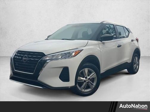 2022 Nissan Kicks S