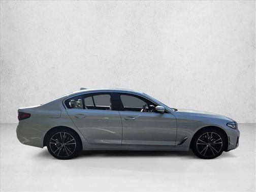 2022 BMW 540 i xDrive