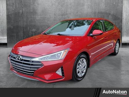 2019 Hyundai ELANTRA SE