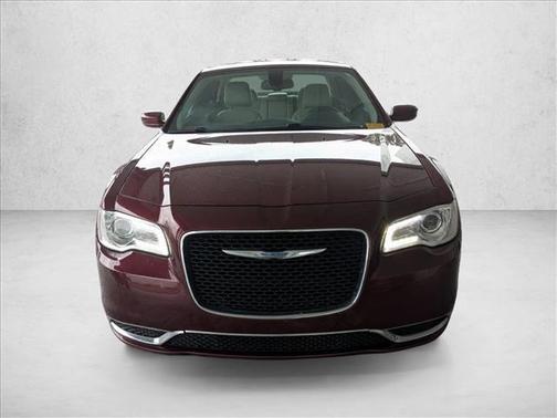 2017 Chrysler 300 Limited