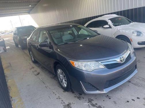 2014 Toyota Camry LE