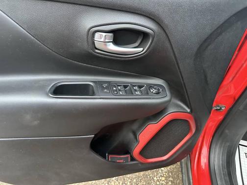 2018 Jeep Renegade Trailhawk