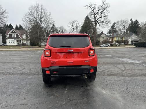 2018 Jeep Renegade Trailhawk