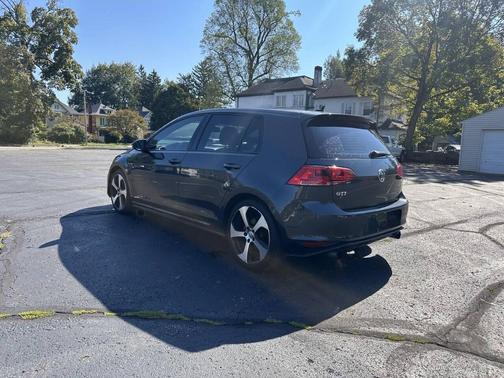 2015 Volkswagen Golf GTI 2.0T Autobahn 4-Door