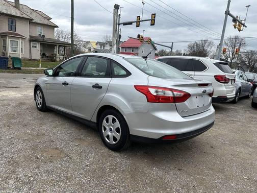 2012 Ford Focus S