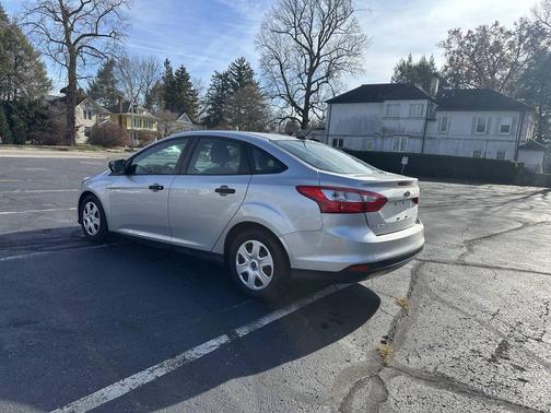 2012 Ford Focus S