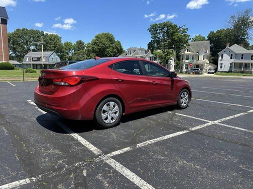 Scarlet Red Pearl 2016 Hyundai ELANTRA SE